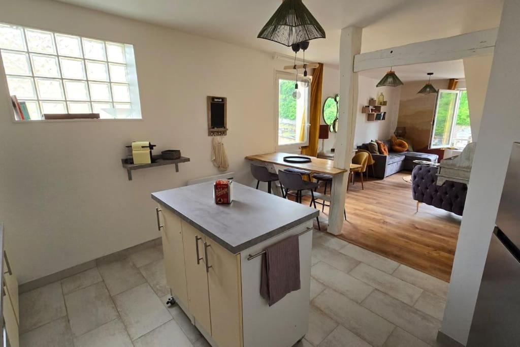 Le Royal Billy Apartment Дрю Екстериор снимка